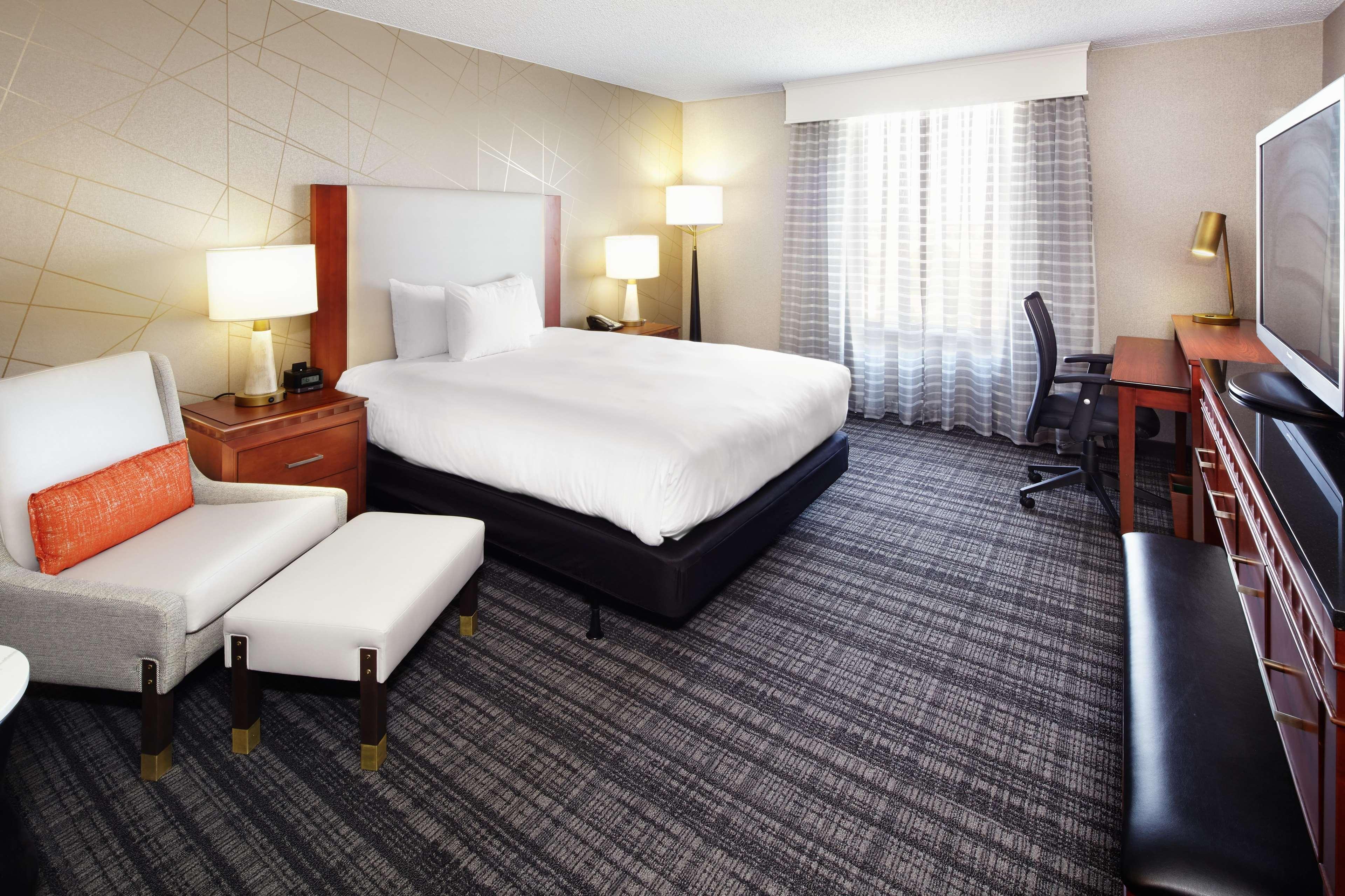 Doubletree By Hilton Dallas Near The Galleria Eksteriør billede