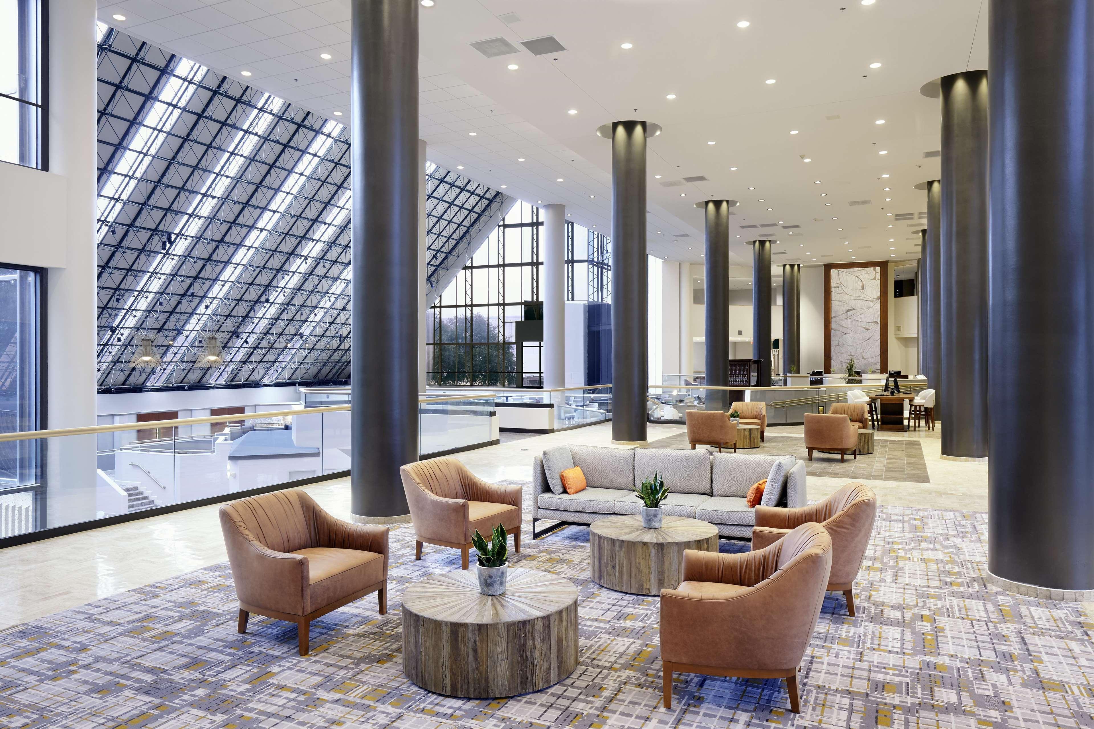 Doubletree By Hilton Dallas Near The Galleria Eksteriør billede
